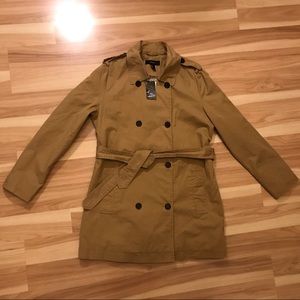 Forever 21 NWT Trench coat w belt in camel color